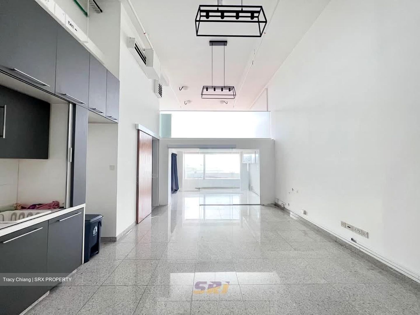 The Central (D1), Office #566903991